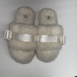 UGG FLUFFITA WHITE SHEEPSKIN PLATFORM FLUFF WOMENS Sandals Slides Size 7 Preowned some signs of wear.
