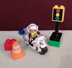 Lego Duplo - 5679 - La moto de Police - Complet - Bike.