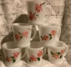 6 Vintage Fire King Mugs ..all in excellent condition…no chips or cracks .. paint In excellent condition…2 mugs...