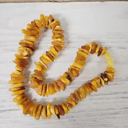 BEAUTIFUL NECKLACE. 17 1/2