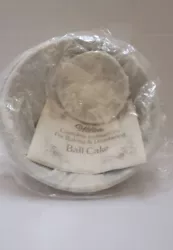 WILTON 3-D BALL ALUMINUM CAKE PAN SET w/INSTRUCTIONS, 1979. New in package tissue wrapped.