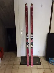 Ancien Skis DYNAMIC VR27 205cm Géant/Fixations Look/NeigeMontagneChalet/FranceÀ nettoyerEnvoi uniquement en colissimo...