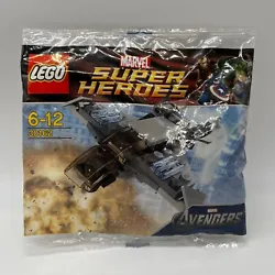 LEGO® Marvel Super Heroes 30162 Avengers Quinjet La trousse estneuf et dans son emballage dorigine. Le polybag est en...
