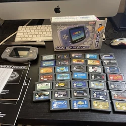 lot gameboy advance Avec Boite Notice + 34 Jeux. Le tout fonctionnel envoi rapide et soigner