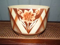 1950s Butterscotch colored Art Pottery Planter Bowl with MCM Floral Design. Excellent condition.
