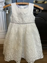 Blueberi Boulevard-Formal/Flower Girl/Wedding/Easter/Communion White Dress 11.5” pit to pit23” shoulder to hem3...