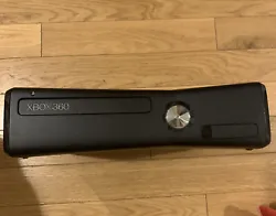Microsoft Xbox 360 250Go Paquet de Console et Manette Filaire- Noire. Alimentation et cable hdmi
