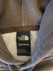 One of a kind collab. Pre-owned. Men’s Small.