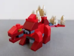 Lego Creator 7605 Dinosaure Stegosaurus. Set complet.