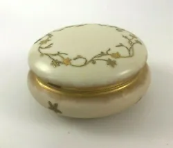 Art Nouveau Delinieres & Co. round porcelain dresser box and lid 
