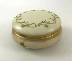 Art Nouveau Delinieres & Co. round porcelain dresser box and lid 