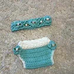 UP FOR YOUR CONSIDERATION, I HAVE A NEWBORN TURQUOISE AND WHITE CROCHET BABY DIAPER COVER AND HEADBAND. THESE ARE MADE...