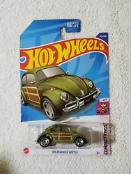 Up for sale is a 2008 hot wheels compact kings Volkswagen beetle. Car and card are mint. I will combine shipping and...