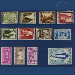 Belle série RARE de timbres neufs et sans charnières. belle série de 12 timbres.