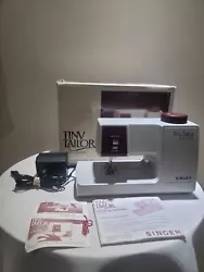 Vintage Singer M100A Tiny Tailor Sewing Machine TESTED AND WORKING! With box.