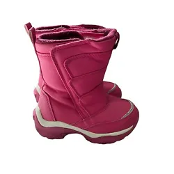 Lands End Winter Snow BootsInsulated & WaterproofHook & Loop closure and adjust to keep snow out.Size: 8 ToddlerColor:...