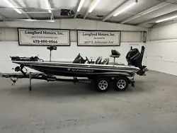 UP FOR SALE IS MY 2018 PHOENIX 618 PRO WITH ALL OF THESE OPTIONS 2018 PHOENIX 618 PRO. 2018 DUAL AXLE TRAILER. BOAT...