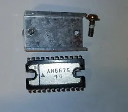 IC AN6675 Technics circuit de puissance contrôle moteur. Livré avec son radiateur.