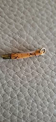 Couteau miniature non nettoyé, je le laisse dans son jus. Très bel objet de collection pour collectionneurs et...