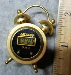 Nelsonic Solid Brass Electronic Small Desk Clock - runs, keeps time, new battery(LR 41).
