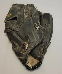 Wilson Model A2151 Pro Special Kirby Puckett Baseball Glove RIGHT Handed thrower. Broken in well. Most of the graphics...