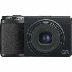 Newly designed, high-resolution GR lens The RICOH GR IIIx incorporates a newly developed 26.1mm F2.8 GR lens, which...