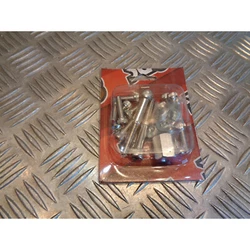 Kit vis de carénage en acier chromé MBK Booster / BWs après 2004. Visserie en acier. 83690 Salernes. La Cougourde....