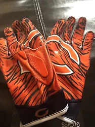 Nike Superbad 4.5 Adult Large Bears Football Receiver Gloves. Brand NewBrand new w Nike backing card attached Smoke...