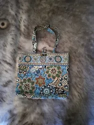 Nice condition bag, you would receive the exact item in the photos, thanks