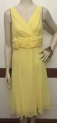 Nice summer dress. Size 6Measurements:Bust 32