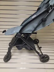 Mompush Lithe, Lightweight Stroller, Compact One-Hand Fold Luggage.