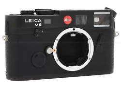 Leica Body Cap #14195. Leica Flash Sync Cap. Leica Battery Cap. Minor Normal Use Surface/Rubbing Wear On Top Plate....