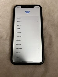 iPhone XR 128 goiCloud off Vendu pour pièce ou réparation pas de compte iCloud Problème activation niquement pour...