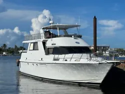 1990 HIGH TECH 56 COCKPIT CUSTOM MOTOR YACHT, 60FT, BUILT BY OFFSHORE MARINE WITH 485HP EACH TWIN DETROIT 6-71 DIESEL...
