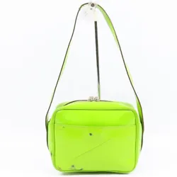 Item No 14595. Production line Bamboo. Color Neon green. Solid dirt on the inside adheres to the zipper, making it...