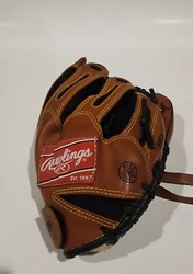 Alex Rodriguez Rawling Baseball Glove 10 in Left Hand Throw. Selling as pre-owned but is in really good condition.  ...