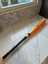 This listing is for a used Easton XL1 baseball bat. This item has several cleat knicks and scratches. No visual cracks....