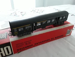 Train Ho Wagon sncf Voiture Voyageurs 1er 2eme Classe Modernisée Jouef ref 5103.  Boite correct Wagon correct  VOIR...