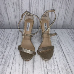 Womens Size 8.5 Steve Madden Feliz Gold Glitter Pumps.