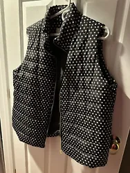 michael kors puffer vest. Black and White polka dots In great condition!
