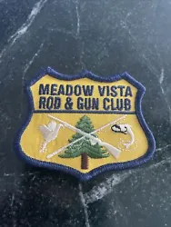 Meadow Vista CA Rod Gun Club Logo Iron On Patch 3” Vtg Rare Hunting FishingNice looking patch great to add to your...