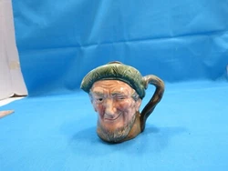 ROYAL DOULTON. SIZE 3.5