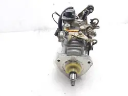 Pompe injection diesel pour RENAULT CLIO II 1.9 D (B/CB0E) F8Q 2003. INTERNE: 8144293. CONSTRUCTEUR: 8200045362....