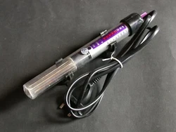 Tige chauffante avec 2 ventouses pour la fixation. Longueur 22 cm.
