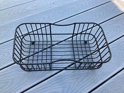 This Lakefield wire rinse basket is designed to fit neatly in the bottom of Lakefield flat-rim sinks. Lakefield (tm)...