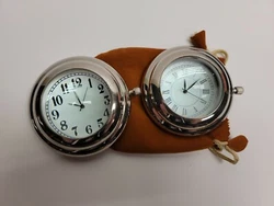 Vintage Twos Company Flat Base Round Magnified Clock Paperweight (Needs Batteries) Fast Shipping, Thanks for Shopping...