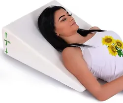 Rest up in comfort — Bed wedge pillow specifically designed for ultimate relaxation and recreation. Improve your...