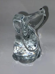 Clear glass art basset hound dog figurine/paperweight. Condition is 