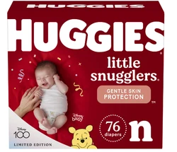 Help support clean and healthy skin for your baby with Huggies Little Snugglers Baby Diapers, designed for up to 12...