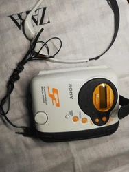 Walkman Sony wm Fs555 Sports 2..... Superson fort, précis, qui claque, megabass, casque origine Sony sports 2......